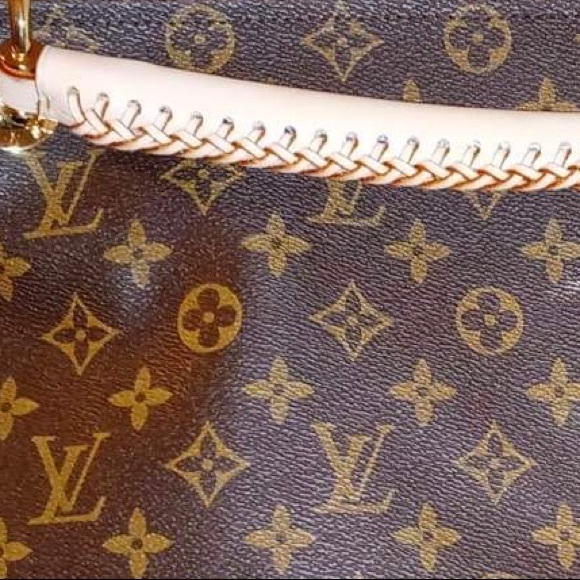 Gorgeous New LOUIS VUITTON ARTSY MM SHOULDER/HANDBAG: BROWN MONOGRAM DESIGN - Picture 8 of 8